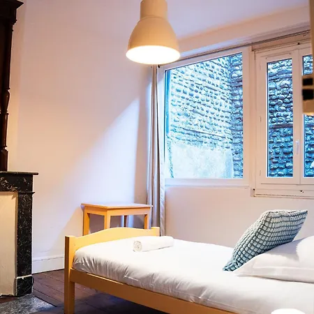 Wonderhost, Spacieux Et Calme En Coeur De * Pau