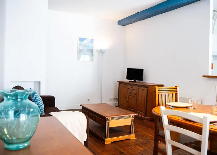 Wonderhost, Spacieux Et Calme En Coeur De