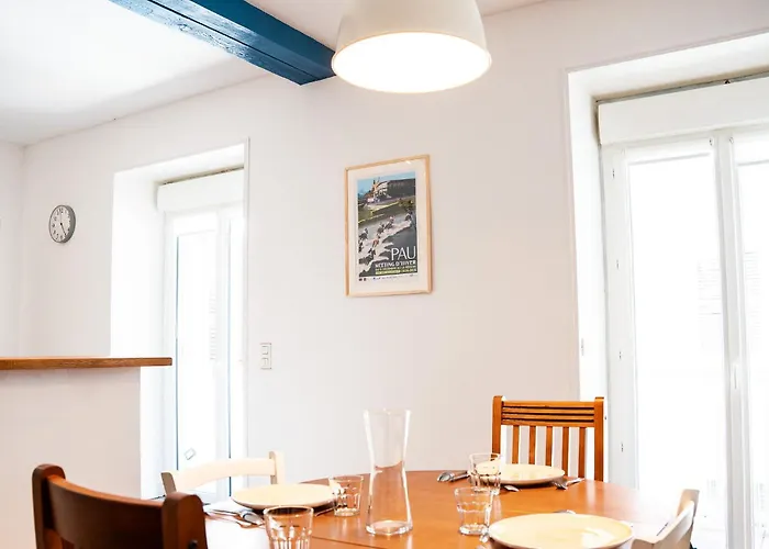 Wonderhost, Spacieux Et Calme En Coeur De * Pau